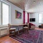 Light-filled Near Old Town & - Free Parking - Close To Port Apartmán Tallinn