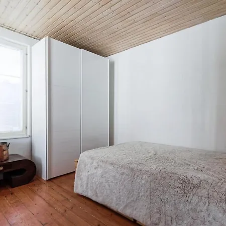 Light-filled Near Old Town & - Free Parking - Close To Port Apartamento
