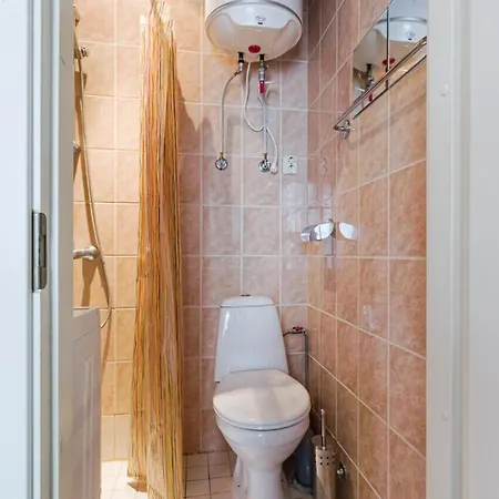 Cozy Near Port & Old Town With Free Parking! טאלין