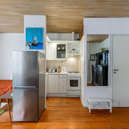 Apartment Light-filled Near Old Town & - Free Parking - Close To Port *